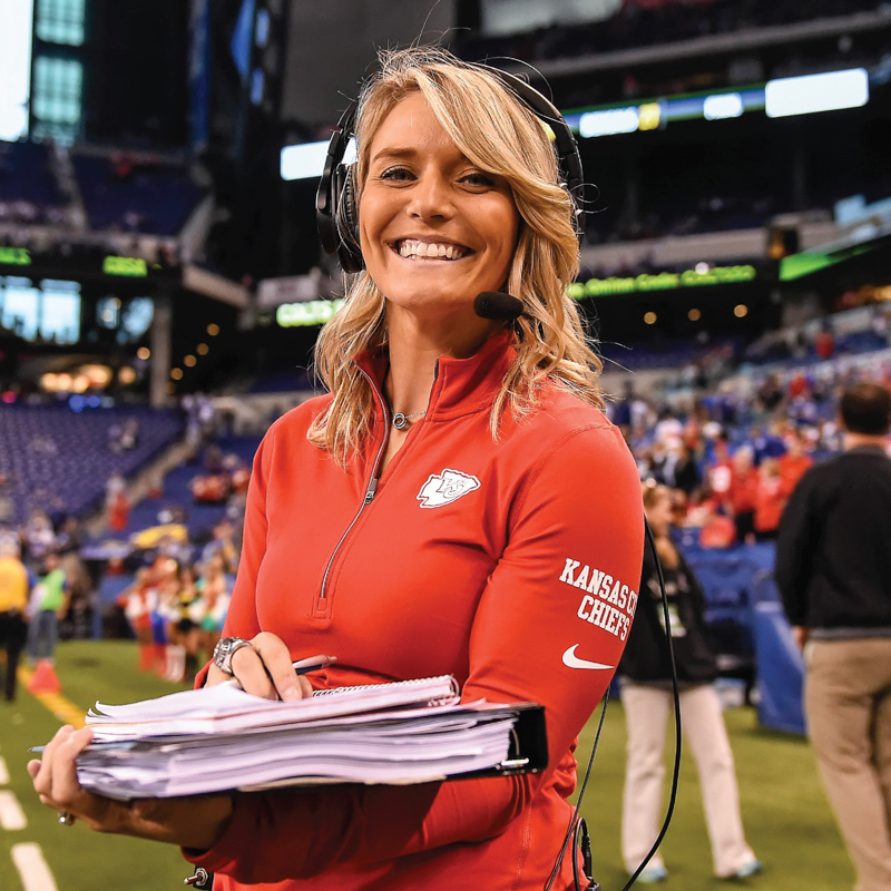 Dani Welniak headshot