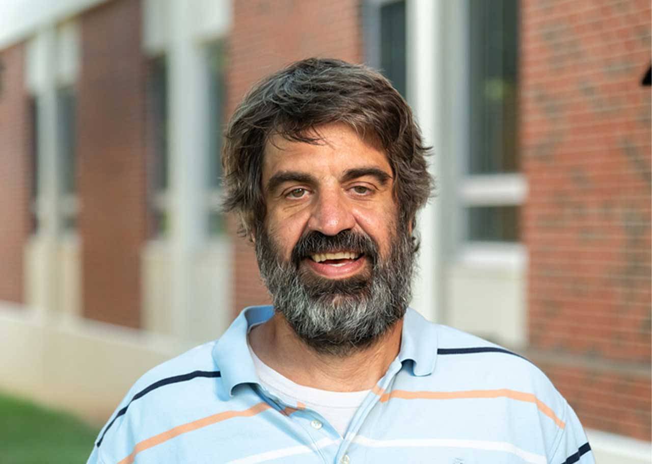 Joshua Habiger headshot