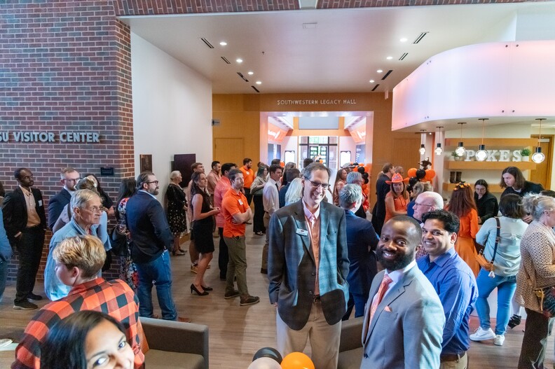 Guest, Alumni, Faculty, Students and Staff enjoying eachothers company before Banquet Guest, Alumni, Faculty, Students and Staff enjoying eachothers company before Banquet.