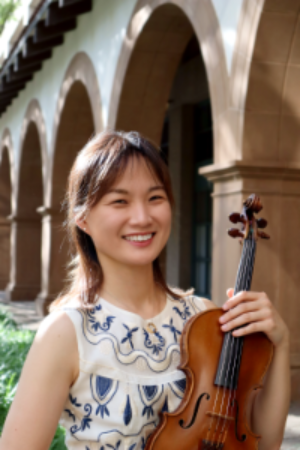 Dr. Sun Huh headshot