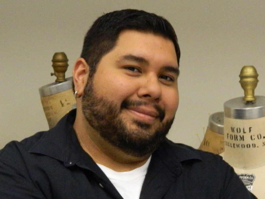 Jason Estala headshot